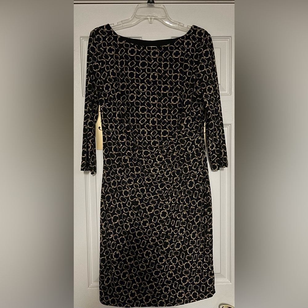 Comfortable Black and Gold Dress with 3/4 sleeves